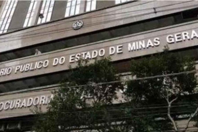 Homem é condenado a 37 anos de prisão por feminicídio em Santana do Paraíso -  (crédito: Reprodução)