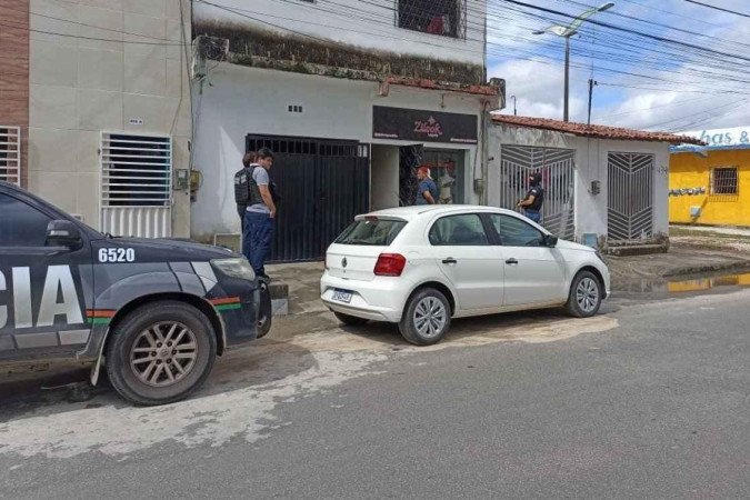 Golpistas que se avam por servidores de cartório em Ceilândia são alvos da PCDF - (crédito: PCDF/Divulgação) Golpistas que se avam por servidores de cartório em Ceilândia são alvos da PCDF - (crédito: PCDF/Divulgação)