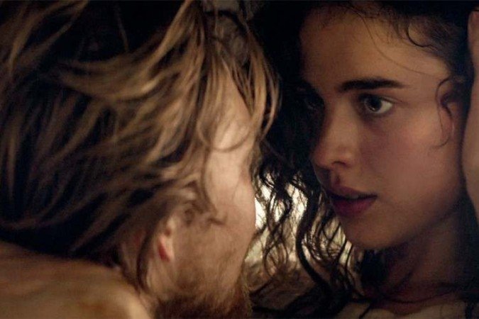 Stars at noon: Claire Denis marca a presença feminina no festival 