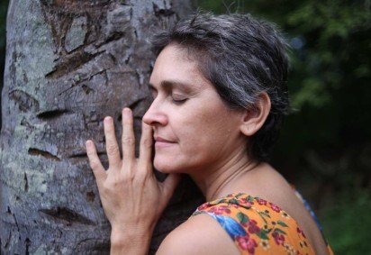 Cantora e poeta Lília Diniz -  (crédito:  Júlio Araújo) -Cantora e poeta Lília Diniz -  (crédito:  Júlio Araújo)