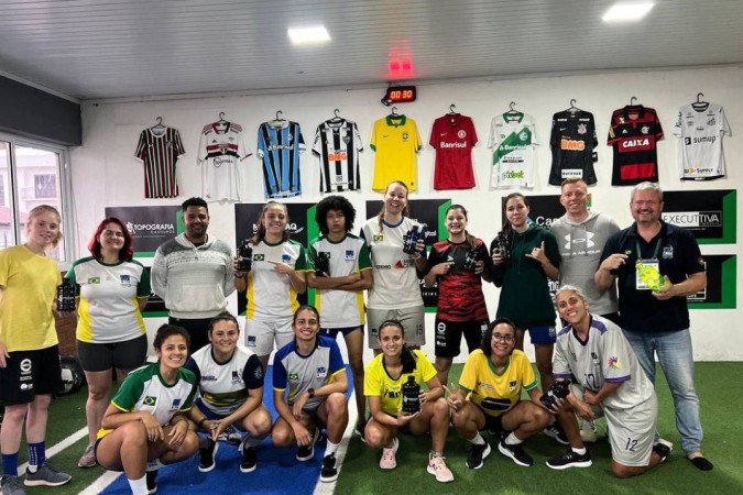 Turquia e Ucrânia se enfrentam hoje no futebol