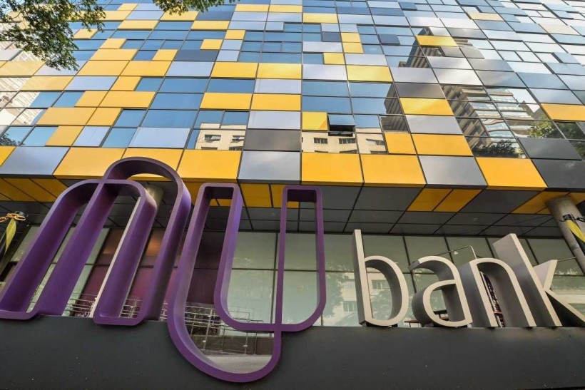 Nubank anuncia licença paternidade de 4 meses para funcionários