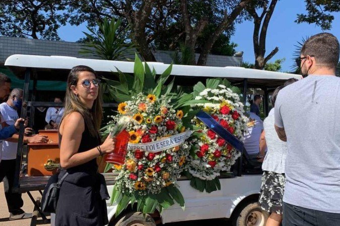 Enterro Warlison Rodrigues de Jesus, 31 anos, e Edson do Carmo, 62. Pai e filho assassinados em Taguatinga