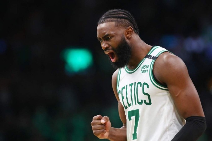 Celtics dão o maior contrato da história da NBA a Jaylen Brown