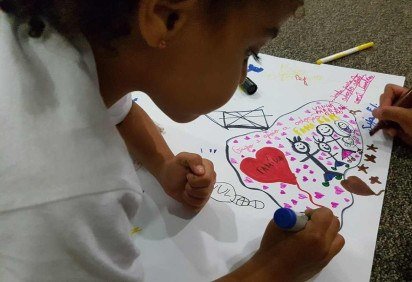 Bazar beneficente pretende arrecadar recursos para acolhimento provisório de crianças e adolescentes em abrigo.
 -  (crédito: Divulgação Grupo Aconchego)