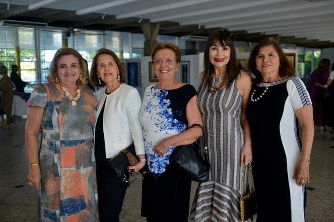Neuma Gomes, Bia Salles, Amarílis Prado, Mônica Cruz e Irene Maia