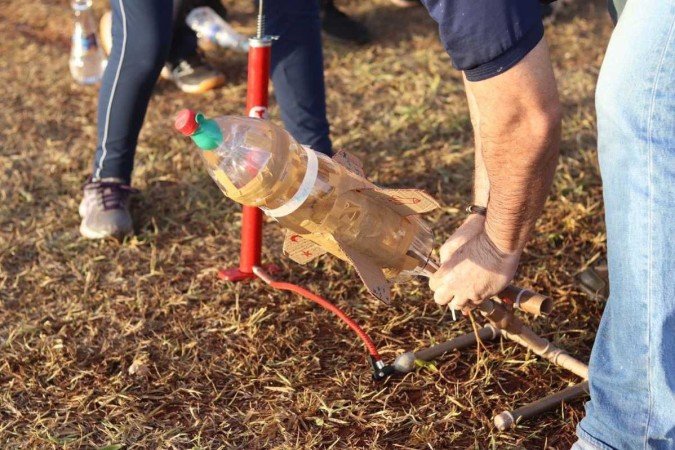 Modelo desenvolvido pelos alunos, antes do lançamento na competição