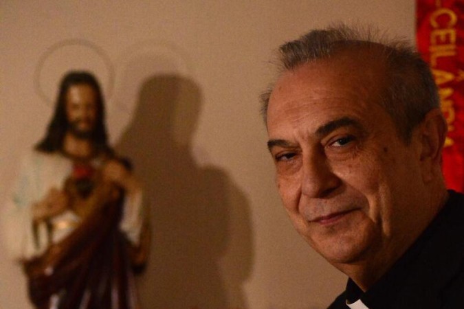 O padre Ambrogio Albertario é o novo exorcista do DF: 