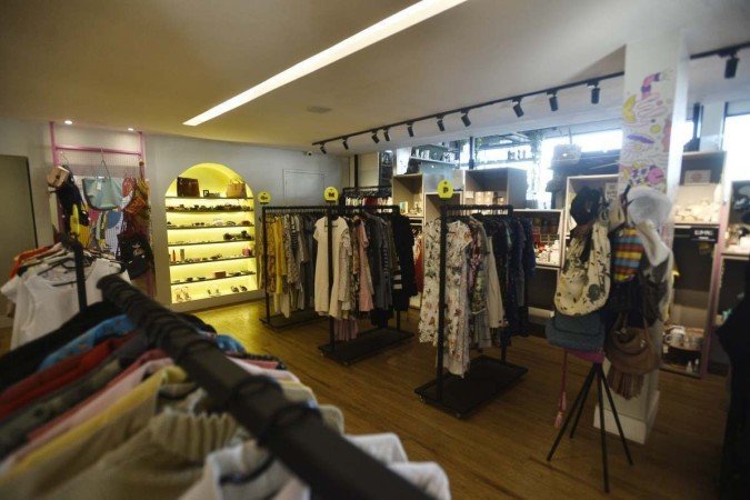  19/05/2022. Crédito: Minervino Júnior/CB/D.A Press. Brasil.  Brasilia - DF. Revista. Brechó Desapeguei Bonito. Moda de como se vestir bem gastando pouco.