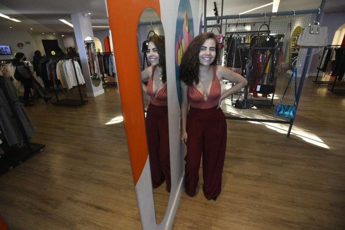  19/05/2022. Crédito: Minervino Júnior/CB/D.A Press. Brasil.  Brasilia - DF. Revista. Brechó Desapeguei Bonito. Moda de como se vestir bem gastando pouco.  Ana Paula Gonçalves.