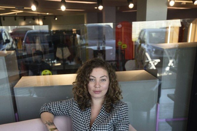  19/05/2022. Crédito: Minervino Júnior/CB/D.A Press. Brasil.  Brasilia - DF. Revista. Brechó Desapeguei Bonito. Moda de como se vestir bem gastando pouco. Ana Carolina Rosignoli.