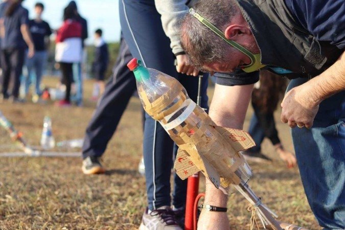 Modelo desenvolvido pelos alunos, antes do lan&ccedil;amento na competi&ccedil;&atilde;o