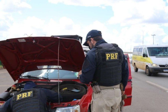 O leilão oferecerá 833 automóveis e motocicletas - (crédito: Divulgação/PRF) O leilão oferecerá 833 automóveis e motocicletas - (crédito: Divulgação/PRF)