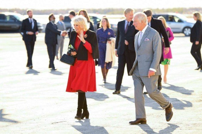 Príncipe Charles e Camilla deixam o Canadá após a visita oficial de três dias - (crédito: Patrick T.Fallon/AFP) Príncipe Charles e Camilla deixam o Canadá após a visita oficial de três dias - (crédito: Patrick T.Fallon/AFP)
