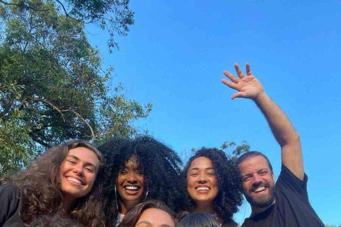 Equipe da Shoot beneficiada com um dia a menos de trabalho na semana vive momento de descontração