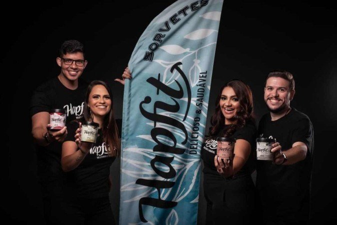  Crédito: Hapfit/Divulgação. Encontro com o chef.  Rafael Tavares, Andressa Tavares, Lerena Bezerra e Adriano Tavares, sócios da Hapfit, marca de sorvete brasiliense.