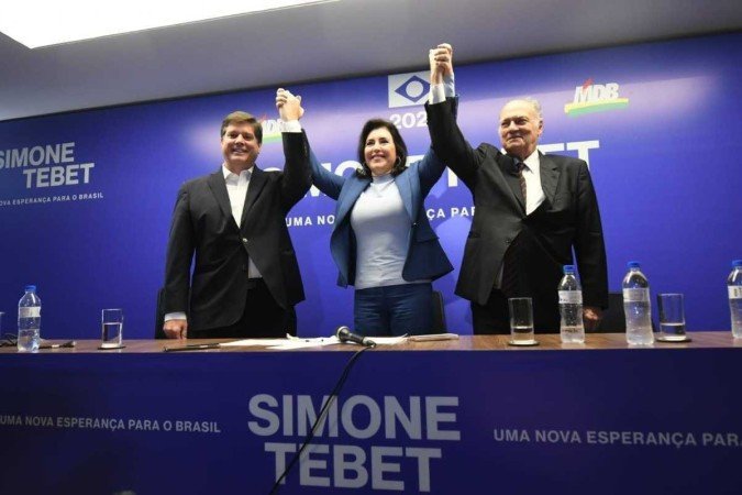 Simone Tebet participa de coletiva na sede do MDB em Brasília 25/05 - (crédito: ED ALVES/CB/D.A.Press) Simone Tebet participa de coletiva na sede do MDB em Brasília 25/05 - (crédito: ED ALVES/CB/D.A.Press)