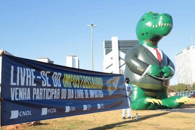 Dia Livre de Impostos: pneu e gasolina terão descontos
