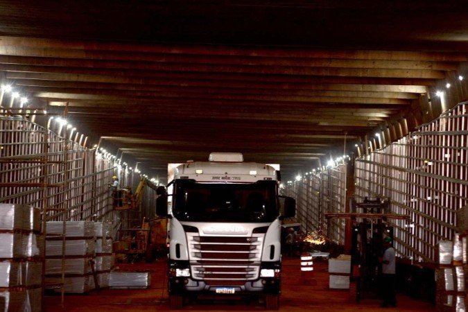 As obras do túnel chegam em sua fase final e devem aliviar o trânsito no centro da cidade - (crédito: Carlos Vieira/CB/D.A.Press) As obras do túnel chegam em sua fase final e devem aliviar o trânsito no centro da cidade - (crédito: Carlos Vieira/CB/D.A.Press)