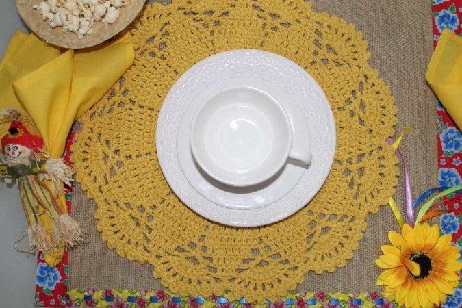  2022. Revista. Casa .Festa Junina. 
      