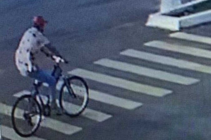 Suspeito levou a bicicleta e o celular da vítima - (crédito: Material cedido ao Correio) Suspeito levou a bicicleta e o celular da vítima - (crédito: Material cedido ao Correio)