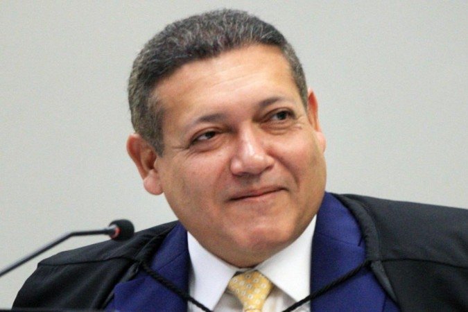 Nunes Marques devolveu o mandato ao deputado federal Valdevan Noventa (PL-SE) - (crédito: Nelson Jr./SCO/STF) Nunes Marques devolveu o mandato ao deputado federal Valdevan Noventa (PL-SE) - (crédito: Nelson Jr./SCO/STF)