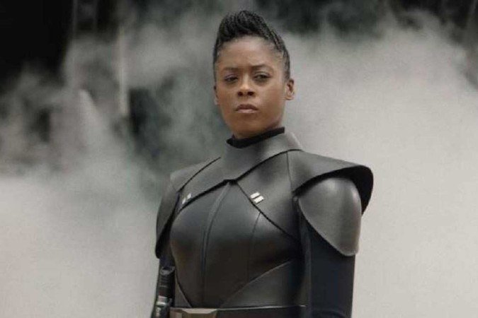 Moses Ingram, que interpreta Reva Sevander na série Obi-Wan Kenobi, foi alvo de ataques racistas - (crédito: Reprodução/Disney+) Moses Ingram, que interpreta Reva Sevander na série Obi-Wan Kenobi, foi alvo de ataques racistas - (crédito: Reprodução/Disney+)
