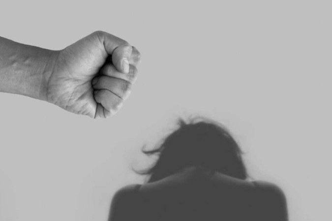 Mulher é vítima de violência em Uberaba - (crédito: Pixabay) Mulher é vítima de violência em Uberaba - (crédito: Pixabay)