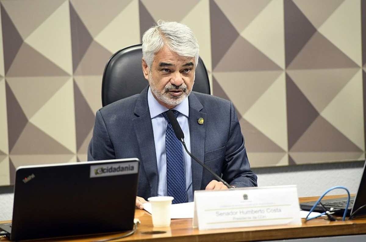 Humberto Costa é convidado a integrar equipe de saúde da transição de Lula