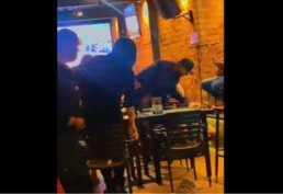 Em áudio, segurança que agrediu cliente em bar de Uberlândia alega racismo