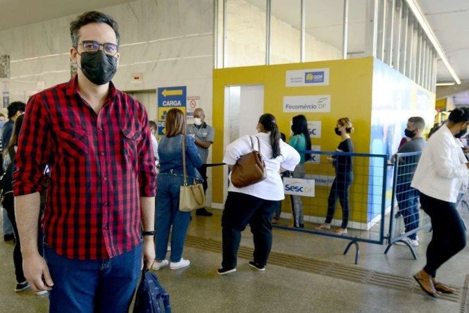  O geógrafo Lucas Garcia, 29 anos, ficou mais de uma hora na fila 