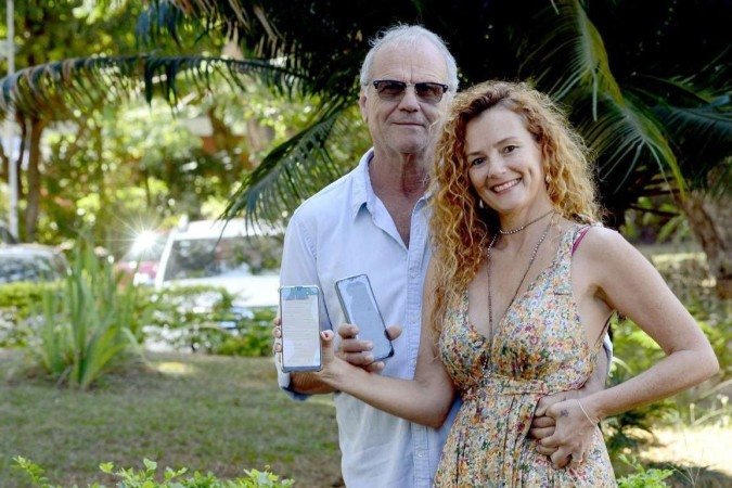  08/06/2022 Crédito: Marcelo Ferreira/CB/D.A Press. Brasil. Brasilia - DF -  Dia dos Namorados vamos falar sobre casais que vivem o casamento e o relacionamento de forma diferente da tradicional, são casados há seis anos e moram em casas separadas. Ela mora em Brasília e ele em uma fazenda próxima. Nartan Lemos e Luiz Altoé.