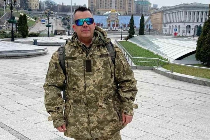 André Hack Bahi visita praça na Ucrânia no início de sua permanência no país - (crédito: Arquivo Pessoal) André Hack Bahi visita praça na Ucrânia no início de sua permanência no país - (crédito: Arquivo Pessoal)
