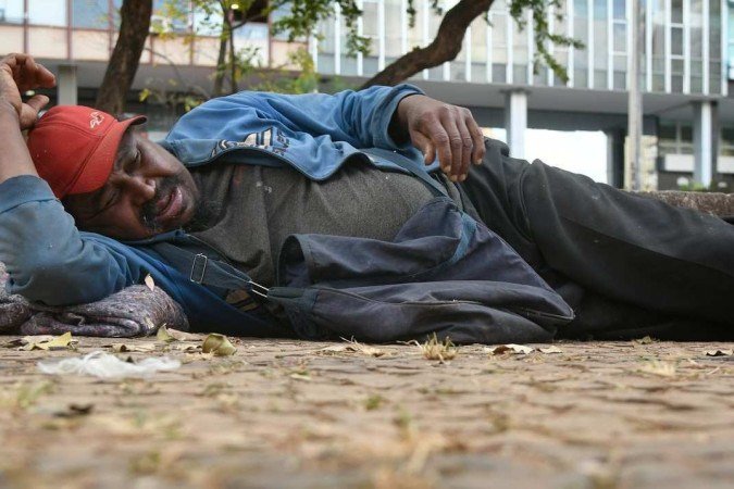  14/06/2022. Crédito: Ed Alves/CB/D.A Press. Brasil. Brasília - DF. Cidades. Pesquisa da Codeplan - Moradores em situação de Rua. Na foto Ornei dos Santos. 