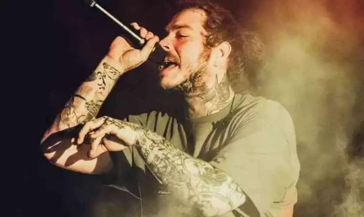 Post Malone revela que fuma 45 cigarros por dia e surpreende fãs