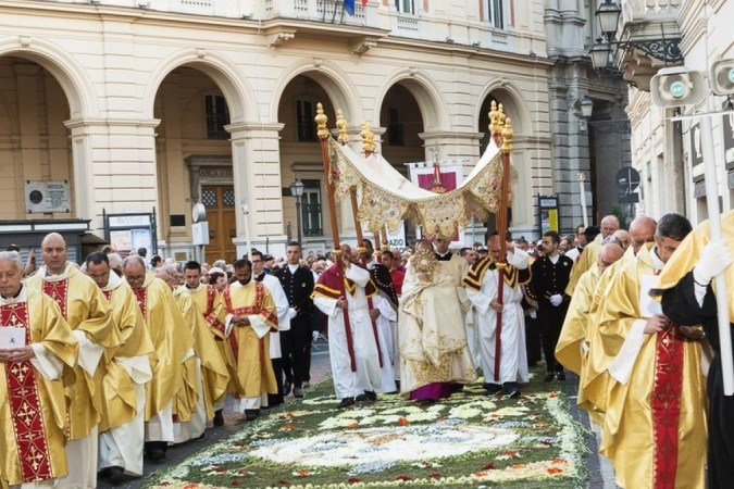 ANGELO D'AMICO - Corpus Christi significa 'corpo de Cristo', em latim. É uma data celebrada pela Igreja Católica - ANGELO D'AMICO - Corpus Christi significa 'corpo de Cristo', em latim. É uma data celebrada pela Igreja Católica -