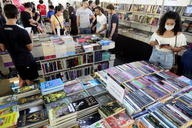 Mais de 100 estandes formam a Cidade da Leitura, na 36ª Feira do Livro de Brasília -  (crédito:  Marcelo Ferreira/CB/D.A Press)