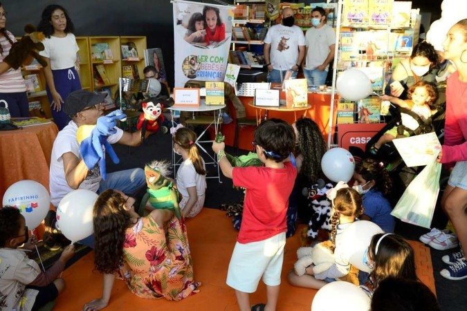  18/06/2022 Crédito: Marcelo Ferreira/CB/D.A Press. Brasil. Brasilia - DF -  36 Feira do Livro de Brasília.