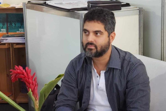 Quadrinista baiano Hugo Canuto