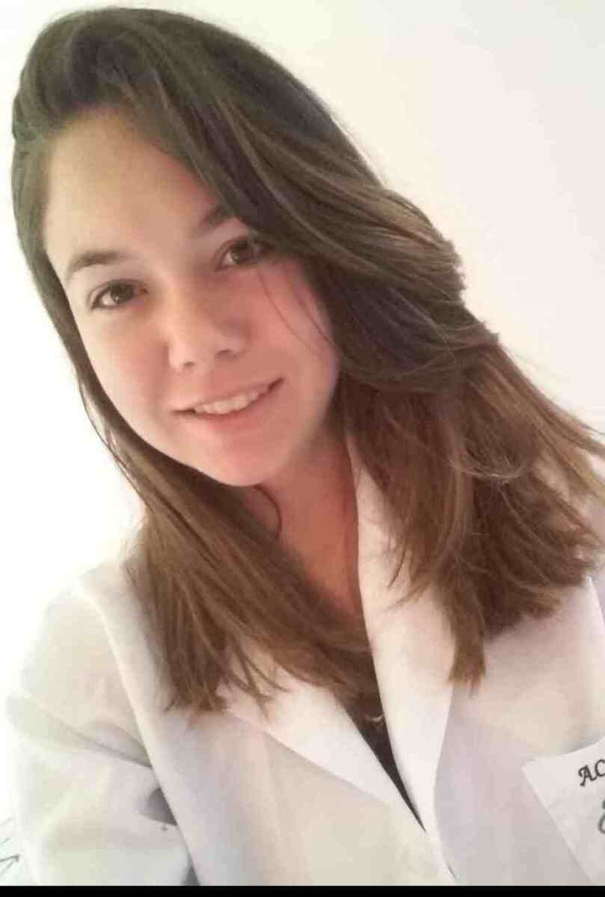 Enfermeira Natália Silva de Oliveira Enfermeira Natália Silva de Oliveira