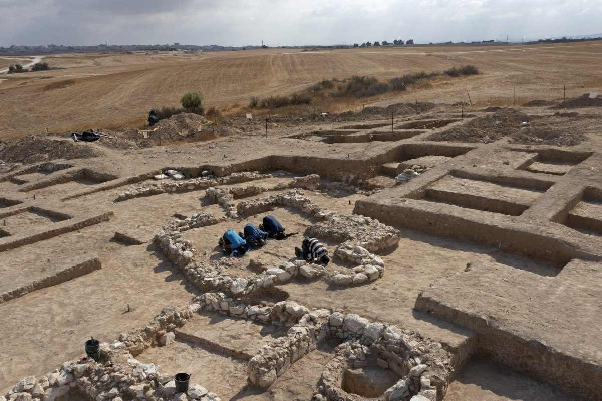 Mesquita de 1.200 anos é descoberta em Israel