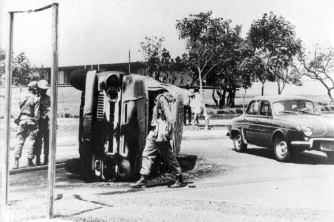 Nos anos de chumbo, UnB era pressionada pela ditadura - (crédito: Arquivo Central/Ato UnB)
Nos anos de chumbo, UnB era pressionada pela ditadura - (crédito: Arquivo Central/Ato UnB)