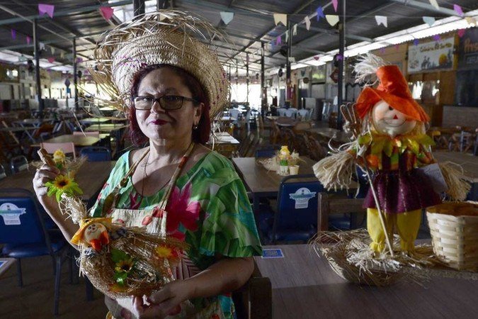  22/06/2022 Crédito: Marcelo Ferreira/CB/D.A Press. Brasil. Brasilia - DF -  Locais para se dançar forró e curtir festa junina. Evento da Quituart no Lago Norte, Maria de Fátima Araújo, diretora administrativa da Quituart.