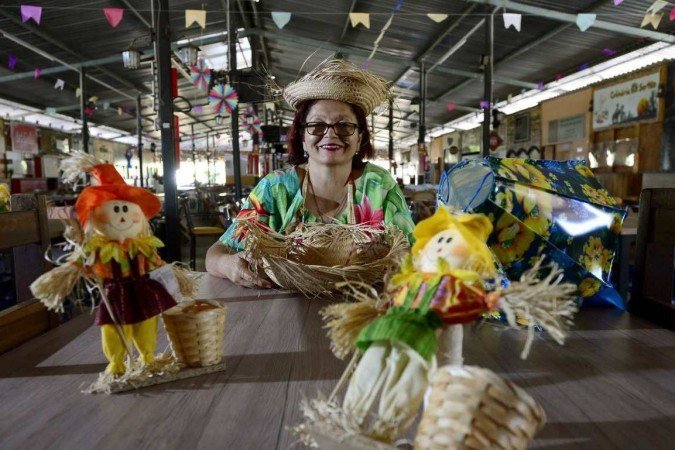  22/06/2022 Crédito: Marcelo Ferreira/CB/D.A Press. Brasil. Brasilia - DF -  Locais para se dançar forró e curtir festa junina. Evento da Quituart no Lago Norte, Maria de Fátima Araújo, diretora administrativa da Quituart.