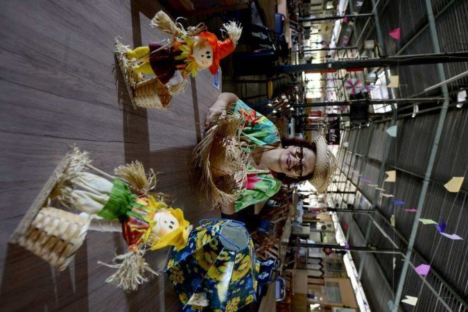  22/06/2022 Crédito: Marcelo Ferreira/CB/D.A Press. Brasil. Brasilia - DF -  Locais para se dançar forró e curtir festa junina. Evento da Quituart no Lago Norte, Maria de Fátima Araújo, diretora administrativa da Quituart.