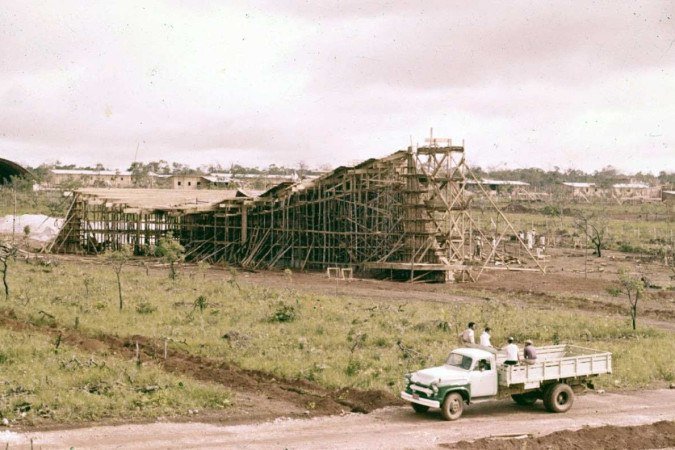 Igrejinha da Asa Sul em construção - (crédito: Arquivo Público do DF) Igrejinha da Asa Sul em construção - (crédito: Arquivo Público do DF)
