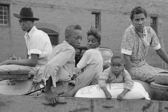 Alguns americanos negros planejavam deixar os EUA rumo a países africanos ou da América Latina, em busca de um lugar onde pudessem desfrutar de cidadania plena; na foto, uma família de agricultores em Oklahoma -  (crédito: Biblioteca do Congresso dos EUA)