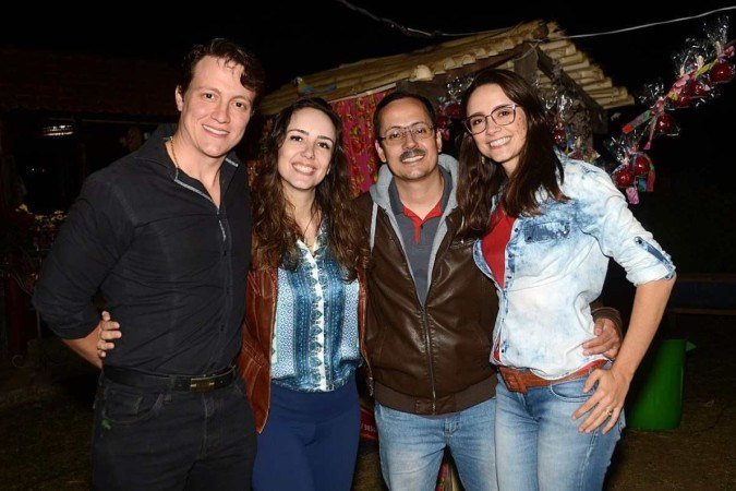 Felipe Albuquerque e Marina Piva com Raphael Gonzalez e Luiza Piva