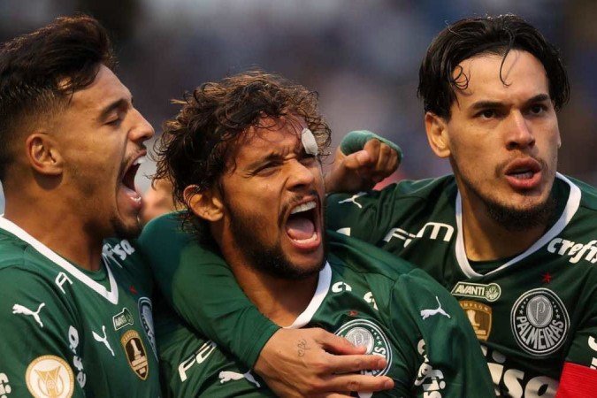 Na defesa e no ataque, a efetividade dos Na defesa e no ataque, a efetividade dos