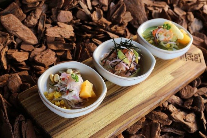 Pratos de ceviche do restaurante Taypá